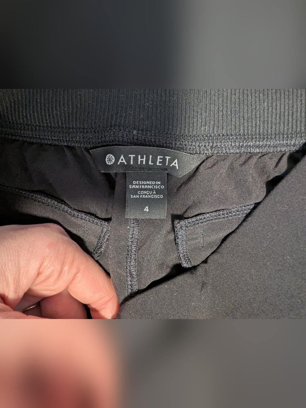 Athleta Black Tapered Pull-On Pants Commuter Travel - Picture 8 of 8